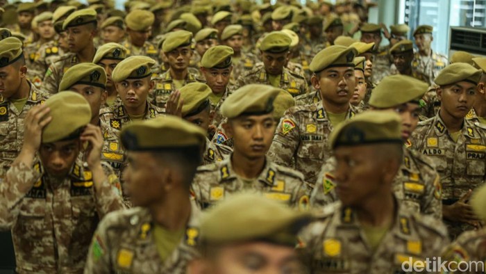 Pembahasan Penting: Arahan Prabowo Agar Siswa Kedinasan Turun ke Lokasi Bencana Bantu Korban