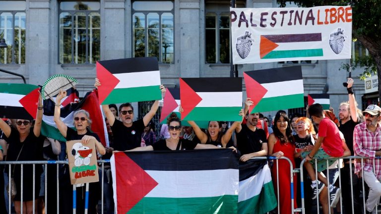 spain-palestine-protest-madrid-september-2025-oscar-del-pozo-afp