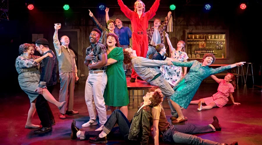 1-The-Cast-of-Pride-at-the-National-Theatre-Photographer-Manuel-Harlan0113