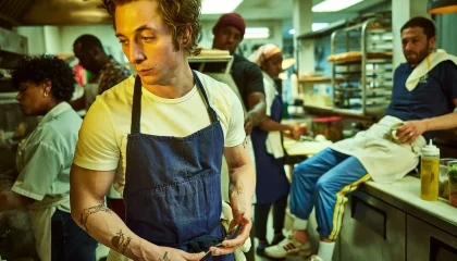 Jeremy-Allen-White-in-The-Bear