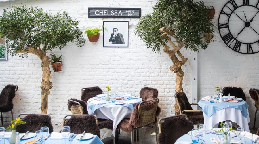 LA-FAMIGLIA-RESTUARANT-IN-CHELSEA