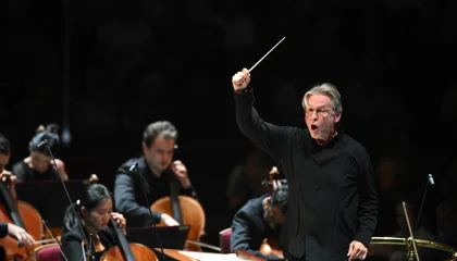 Salonen-Conducts-20th-Century-Classics_photocredit-BBC-Chris-Christodoulou_-11
